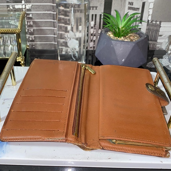 Authentic Louis Vuitton Monogram Long French Kisslock Wallet - Picture 12 of 16